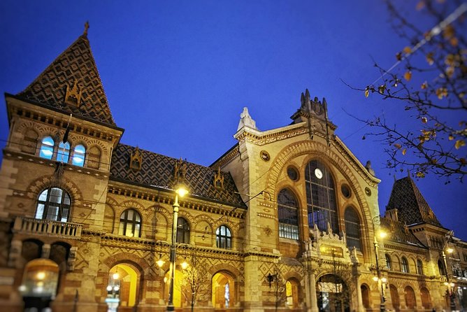 Private Tour Around Budapest - The guide matters more than the vehicle