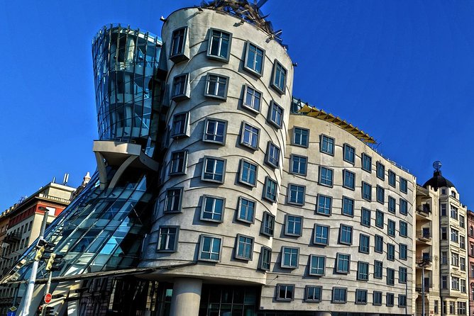 Private Transfer from Budapest to Prague with 2 hours for sightseeing - Pickup details you should confirm in writing