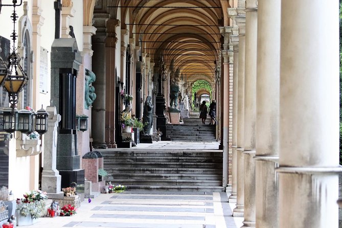 Private transfer from Budapest to Zagreb, 2h stop for sightseeing - Who should book this private ride?