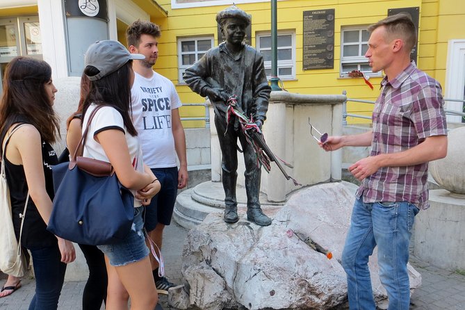 Rise Against the Soviet: The 1956 Revolution - Private Tour - A private format that changes the pace