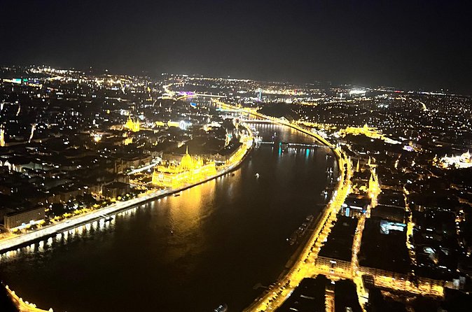 Sightseeing flight over Budapest - Who will enjoy this private Budapest flight?