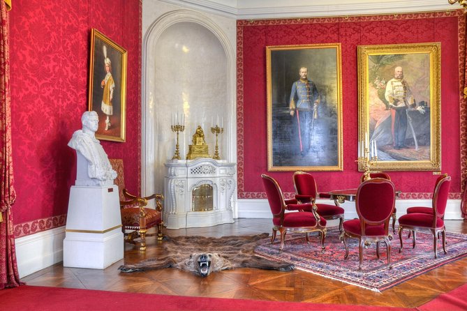 Sisi's Godollo Palace Tour from Budapest - Who should book this Gödöllő Palace tour?