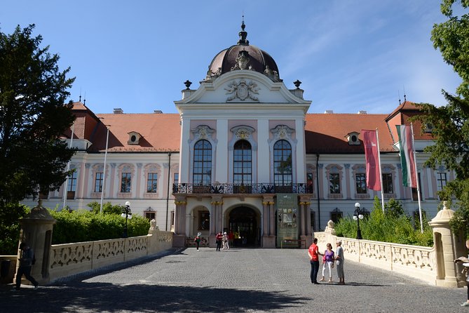 Sisi's Godollo Palace Tour from Budapest - The 9:30 a.m. departure from central Budapest