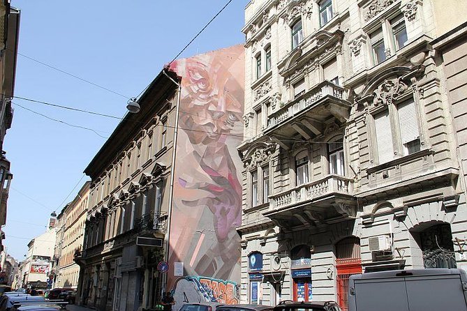 Street Art Tour Budapest - The Kisüzem coffee pause