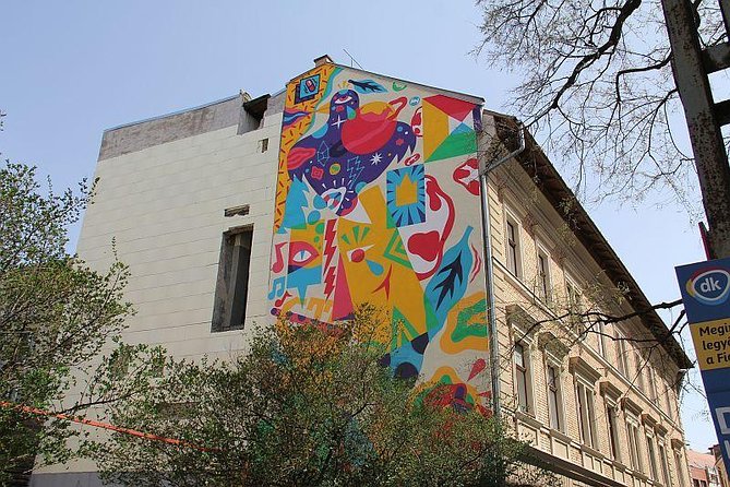 Street Art Tour Budapest - Meeting at My Little Melbourne Coffee at 11:00