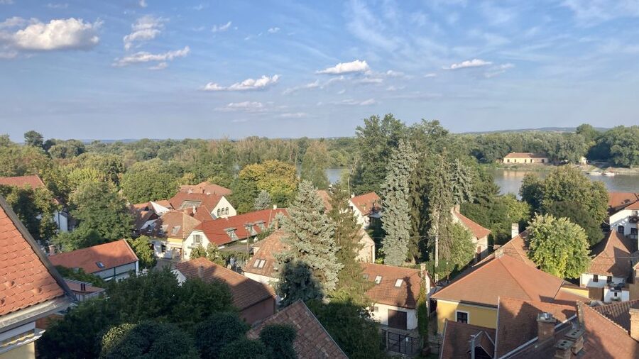 Szentendre: Arts and Cafés Tour (Half-Day Private Tour) - Walking the Baroque old town