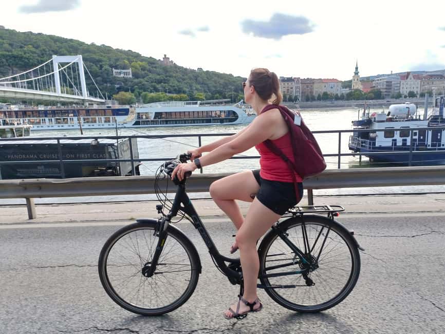 Szentendre Bike & Train Tour by Budapest Bike Breeze - Arriving in Szentendre