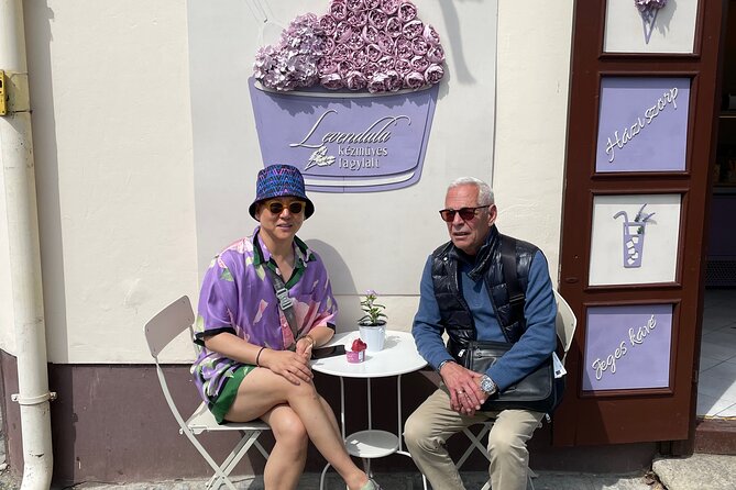 Szentendre Daytrip (Artists' Village) small group - Meeting your guide at Batthyány tér