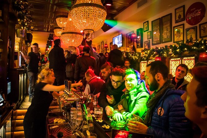 The Original Budapest Pub Crawl – Free Shots, Games & VIP Entry - Who will enjoy this Budapest night out?