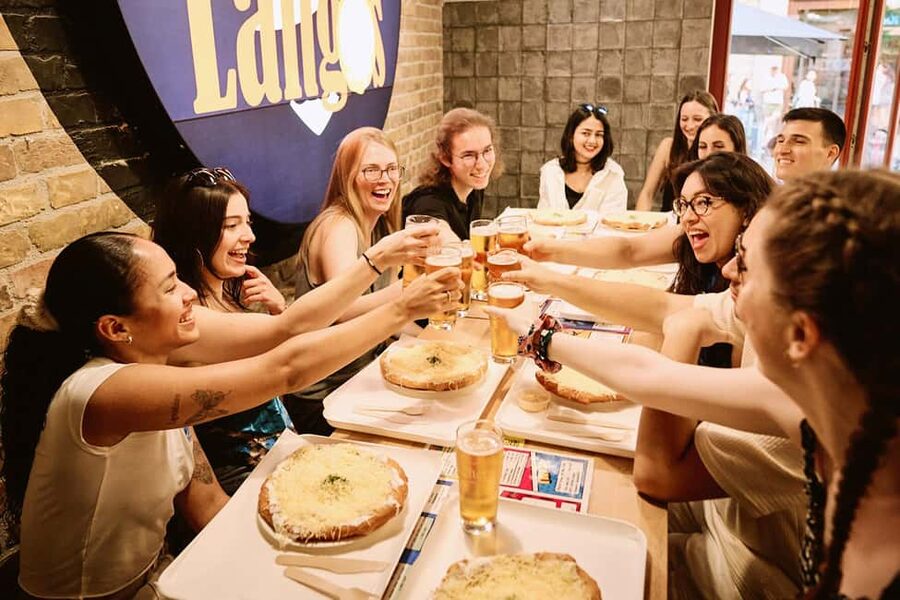 Tipsy Guided Food Tour with Drinks Included in Budapest - Meeting outside the synagogue