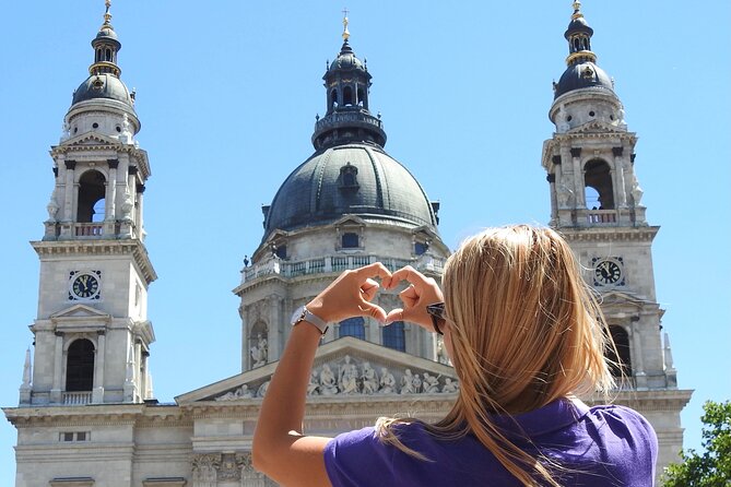 Walking Tour Budapest incl. the Shoes on the Danube Bank - St. Stephen’s Basilica gives you a grand starting point